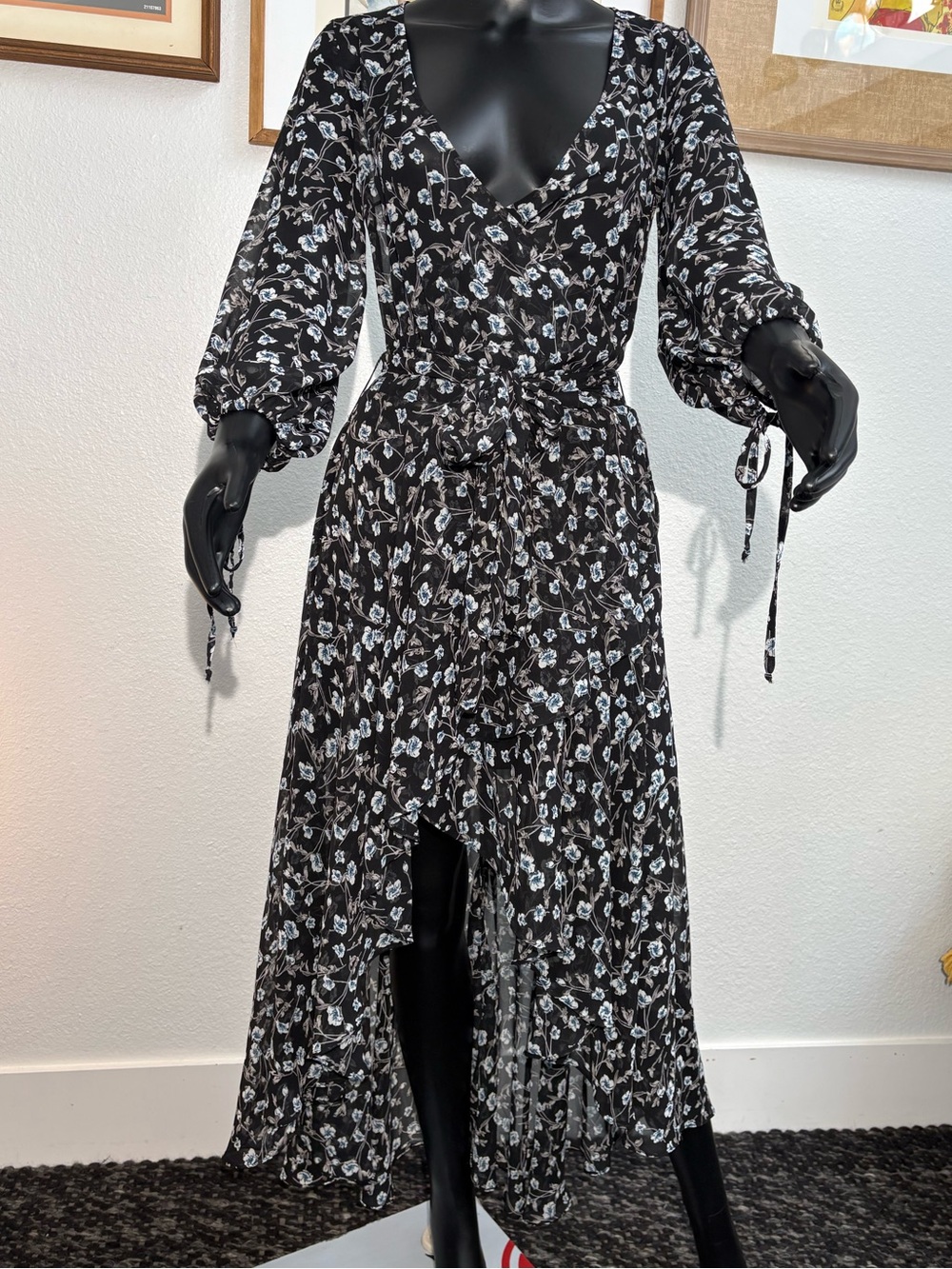 William B black and white floral print maxi dress